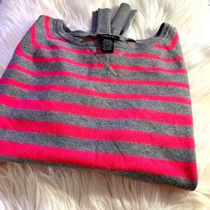 Stripped Scoop Neck Sweater